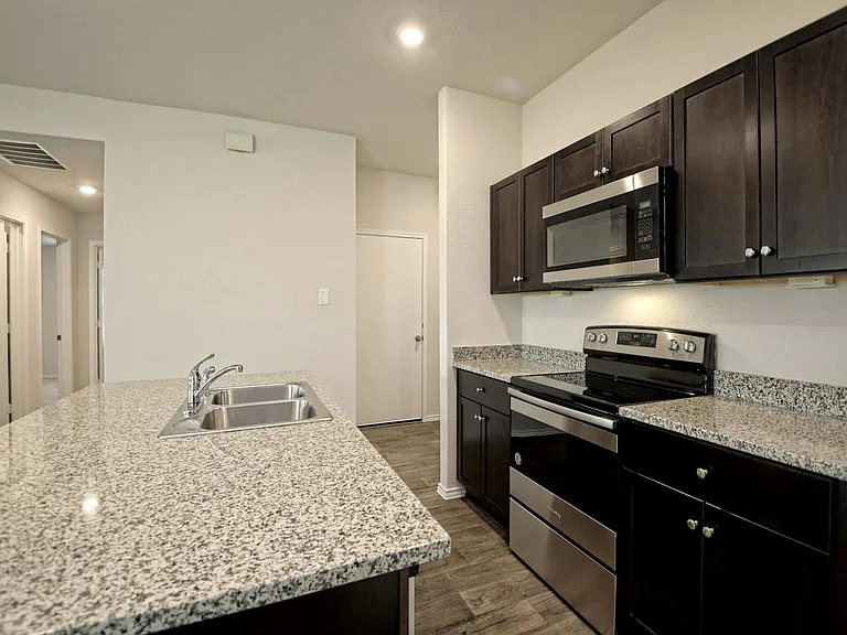 771 Monarch Dr — Photo 17