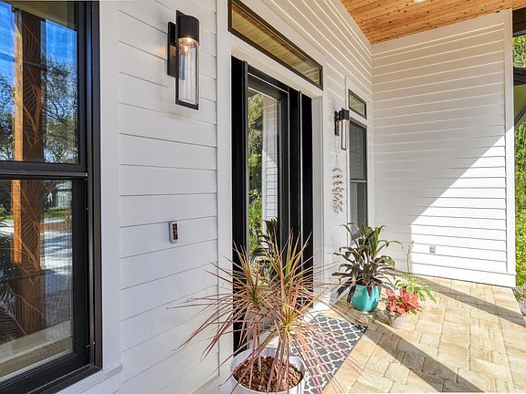 5th image of 5325 Riverview Dr