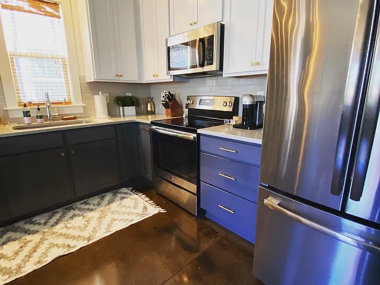 2403 Middle St — Photo 4