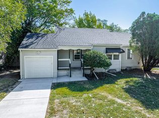 1020 N Ridgewood Dr, Wichita, KS 67208