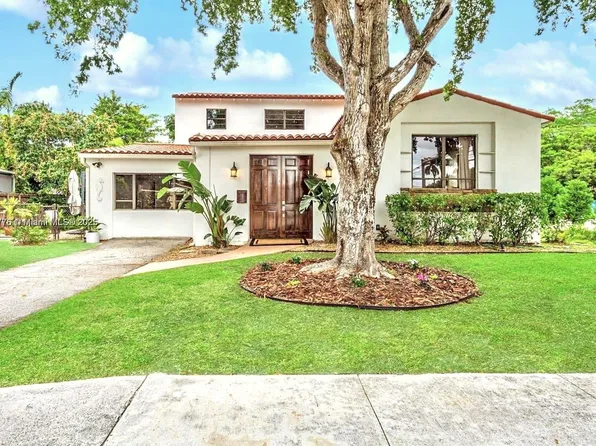 991 NE 82nd St, Miami, FL 33138