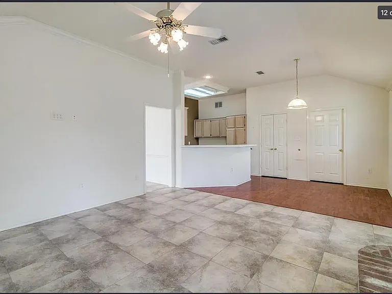 7210 Gillon Dr — Photo 3