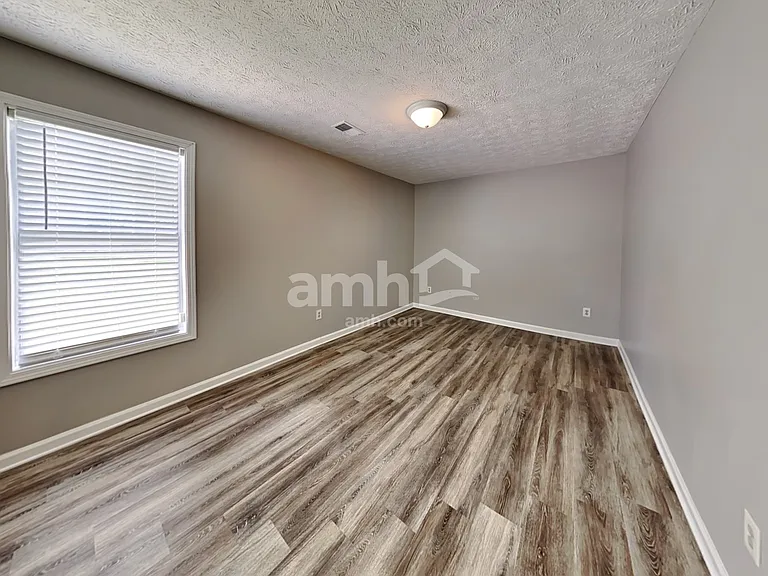 2025 Graybrook Dr — Photo 17
