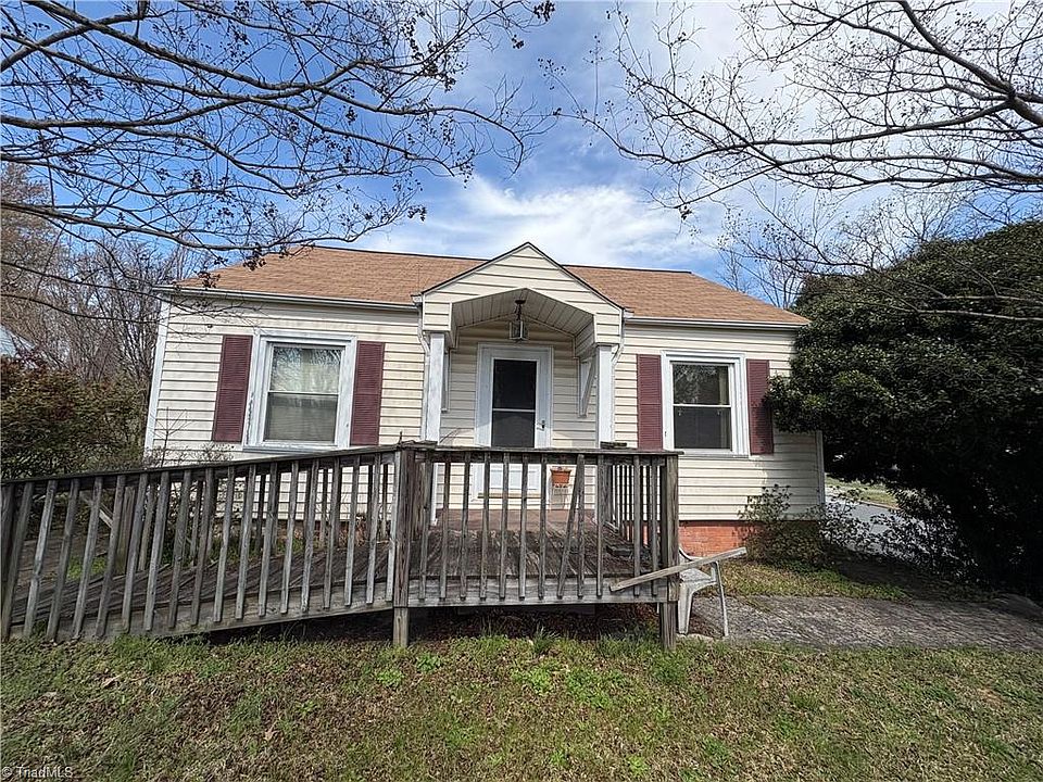 1st image of 2619 Phillips Ave