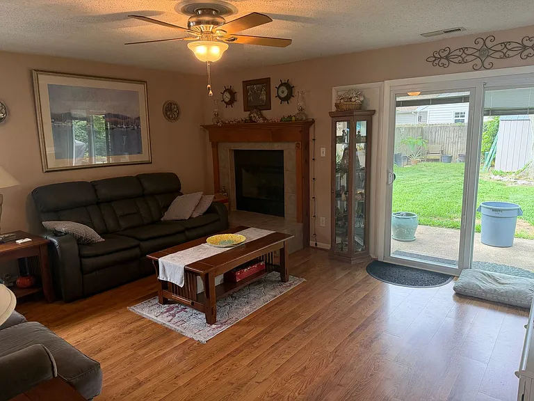 1115 Woodcock Ln — Photo 7