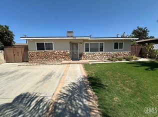 1719 8th Ave, Delano, CA 93215