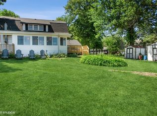 40913 N Park Ave, Antioch, IL 60002