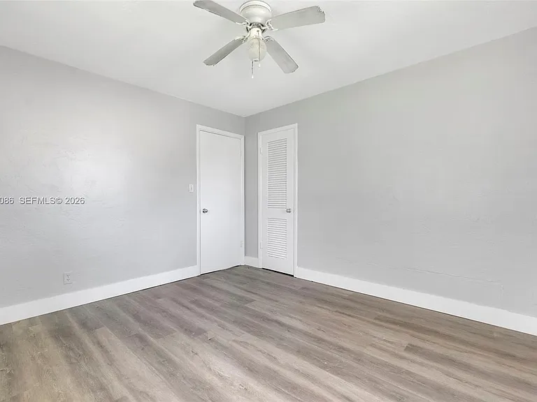 923 N 17th Ave #2 — Photo 13