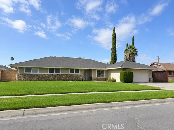 1570 N Pine Ave, Rialto, CA 92376