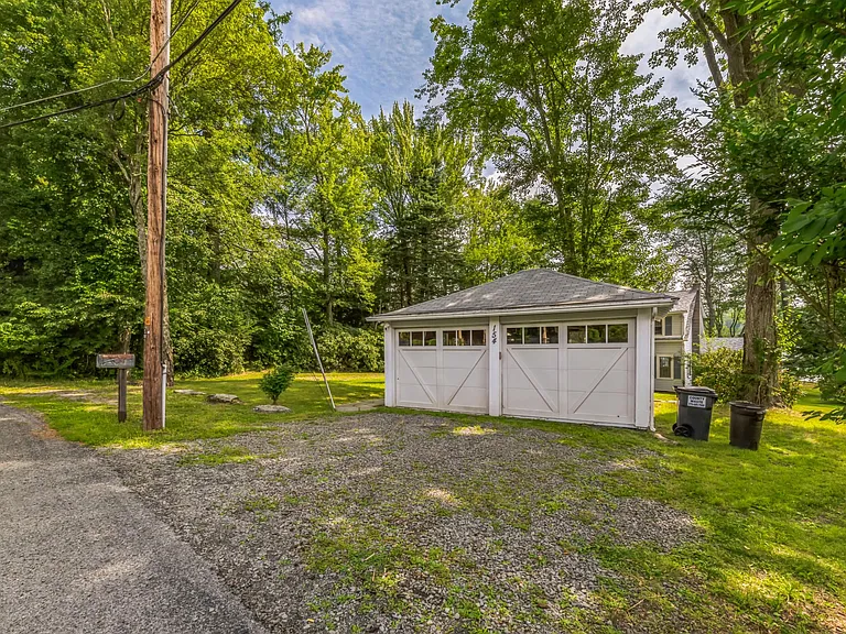154 Sunset Ave — Photo 29