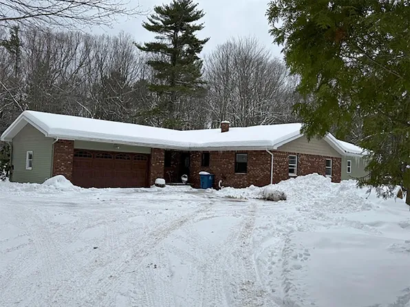 5738 W Bryant Rd, Ludington, MI 49431