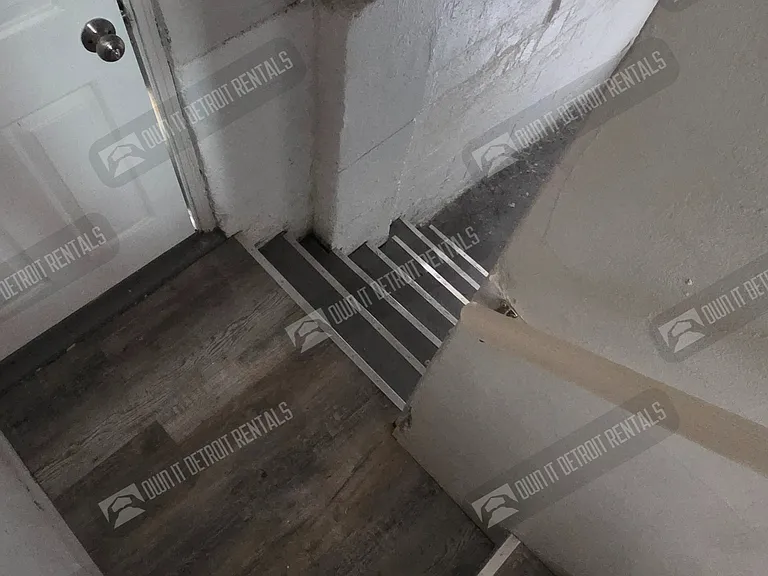 5571 Fairview St — Photo 21