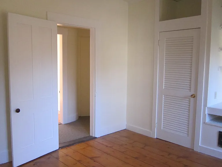 901 Western Ave #3 — Photo 15