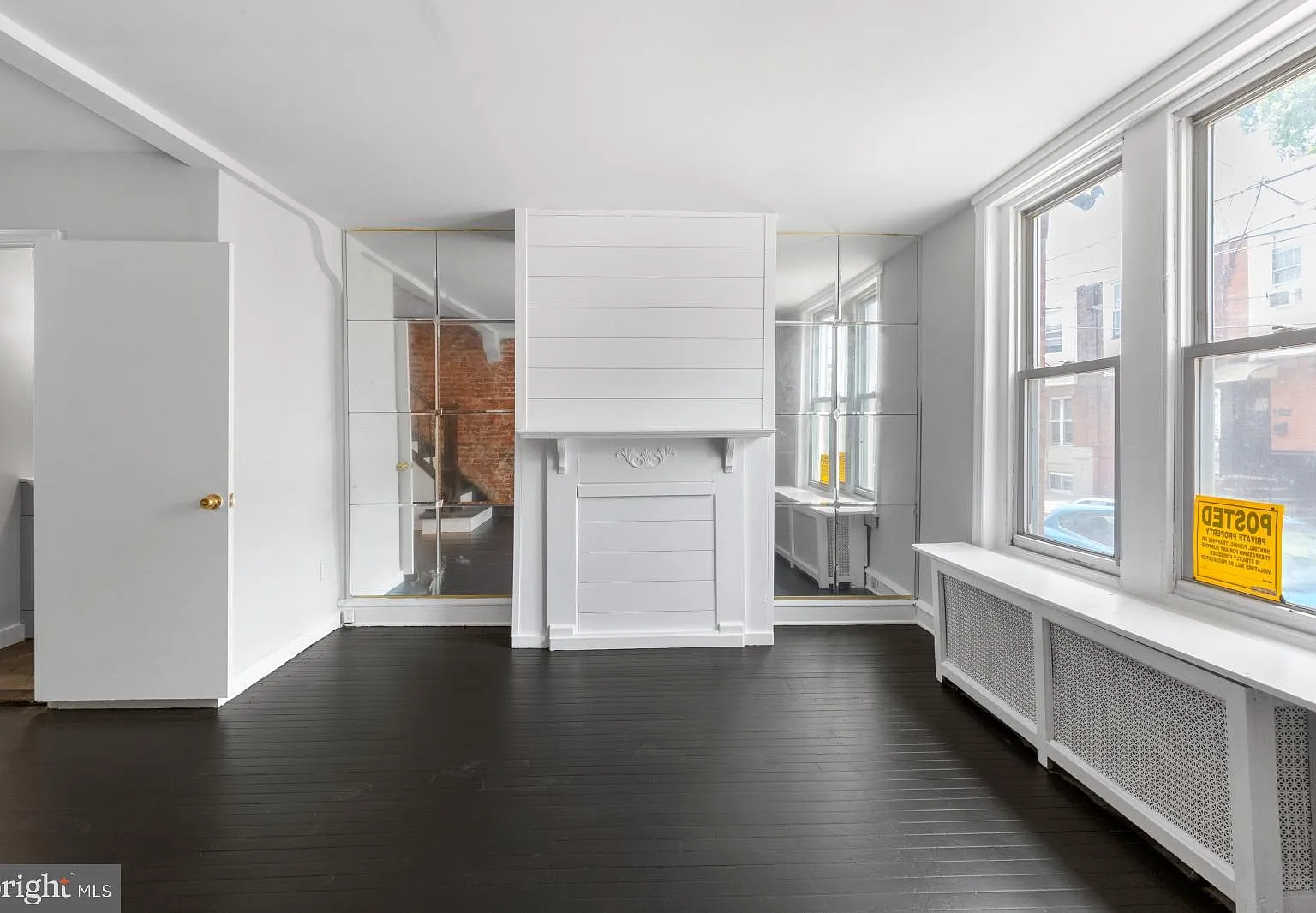2 bed, 1.5 bath, 900 sqft, $1,395 — Photo 3