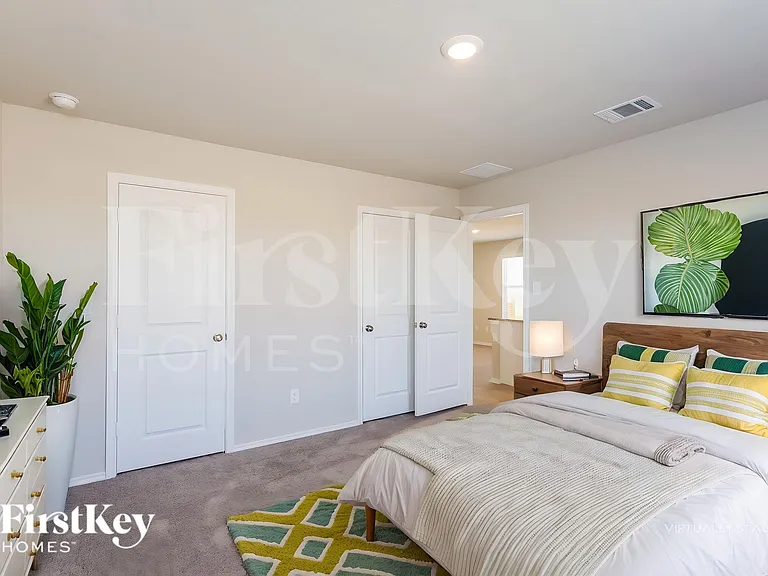 10719 Prusiner Dr — Photo 10