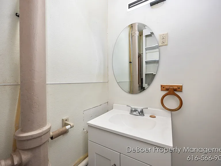 1621 Lakeshore Dr #2 — Photo 6
