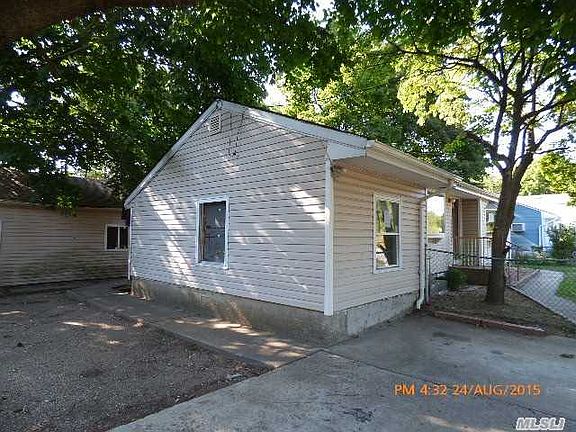 2nd image of 184 Timberline Dr