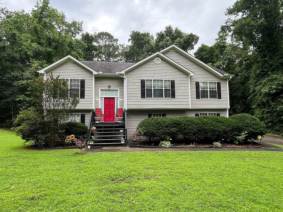 103 Rosalie Way