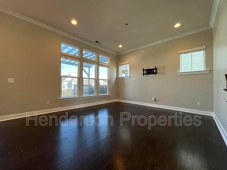 13505 Jacks Ln — Photo 10