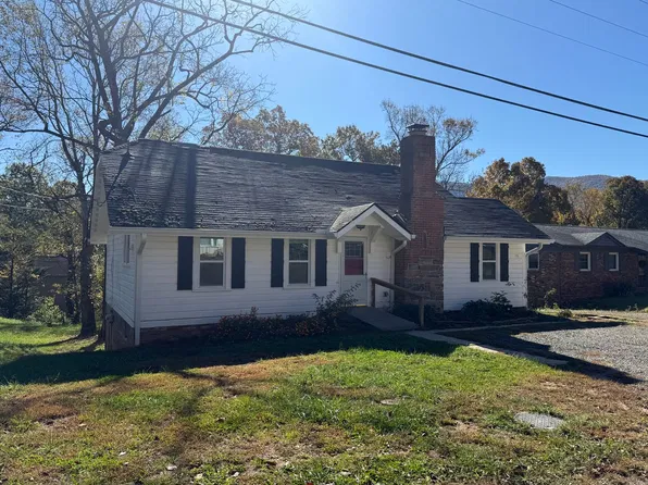 218 Northeast Ave, Swannanoa, NC 28778