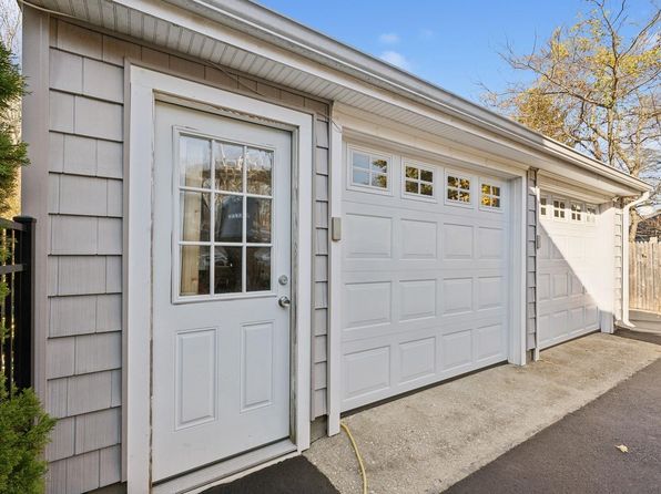 790 Peconic Bay Boulevard, Jamesport, NY 11947