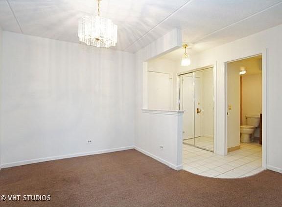 5th image of 1551 Ashland Ave APT 205