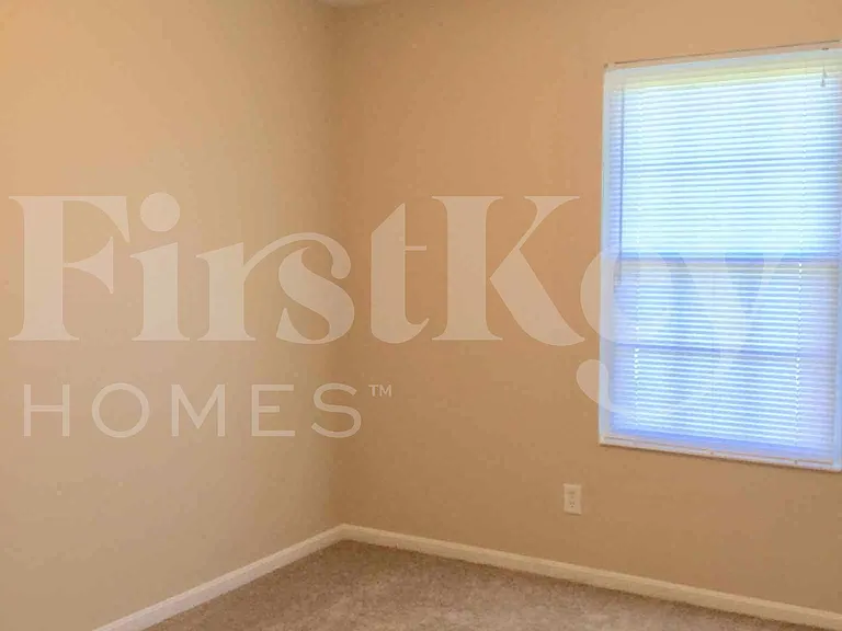 687 Bobolink Ct — Photo 20