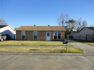 2057 Maharry Dr, Marrero, LA 70072