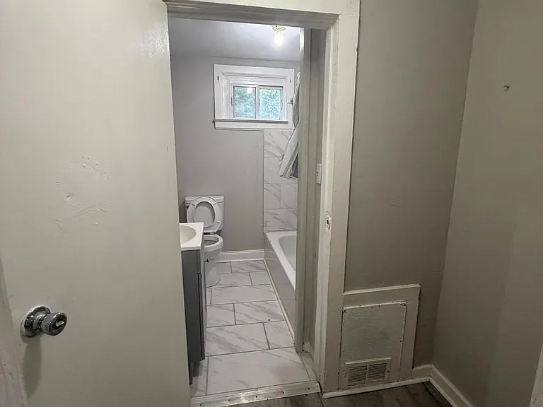 124 Stanger Ave — Photo 5