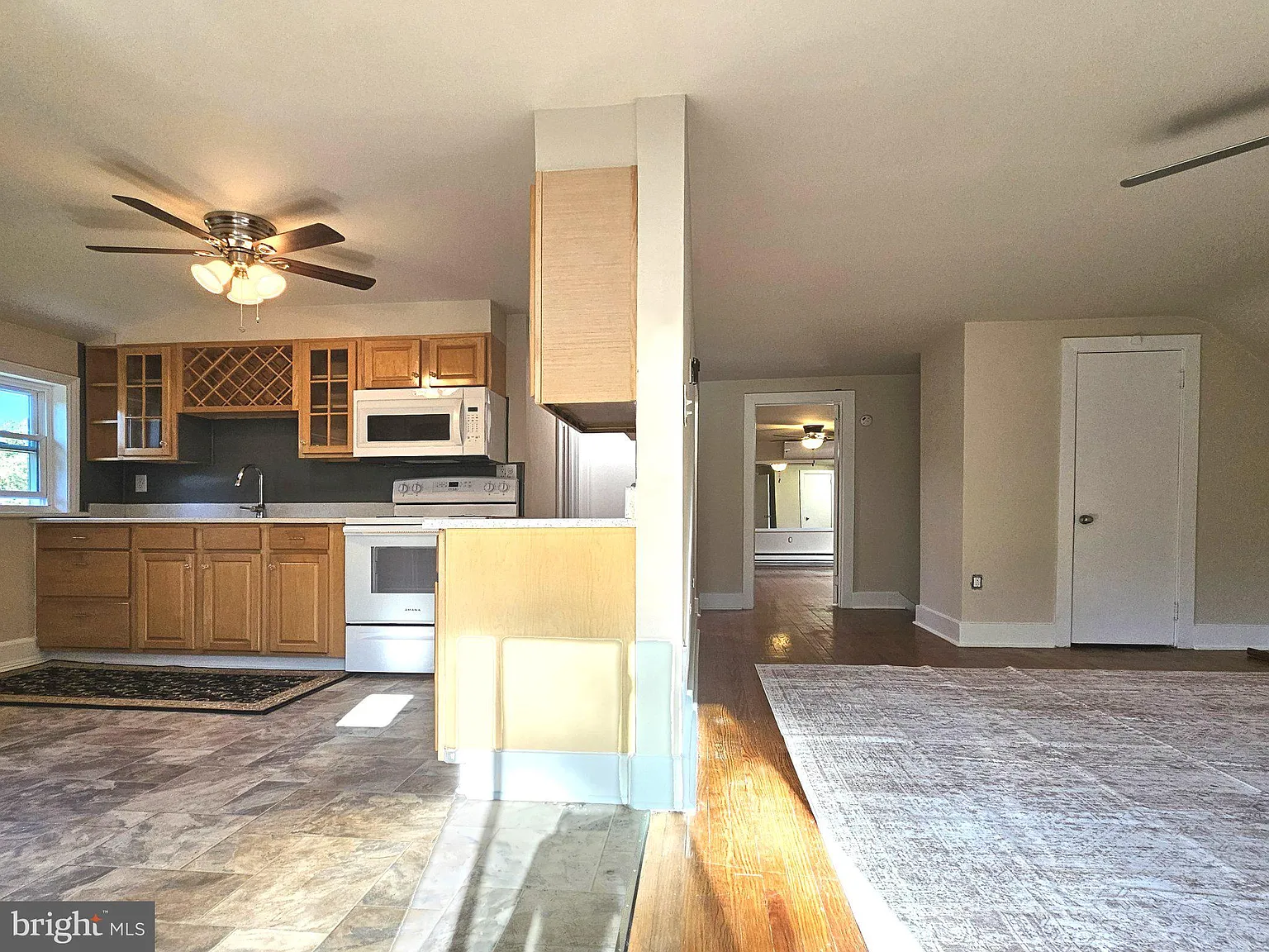 2 bed, 1.0 bath, 660 sqft, $2,000 — Photo 4