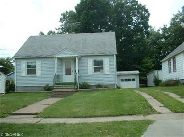 221 W 35th St