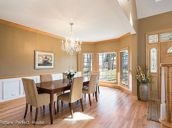 4th image of 1403 Cress Creek Ct