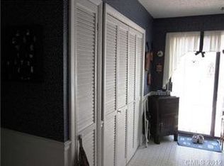 115 Pine Grove Cir #115A, Lake Wylie, SC 29710