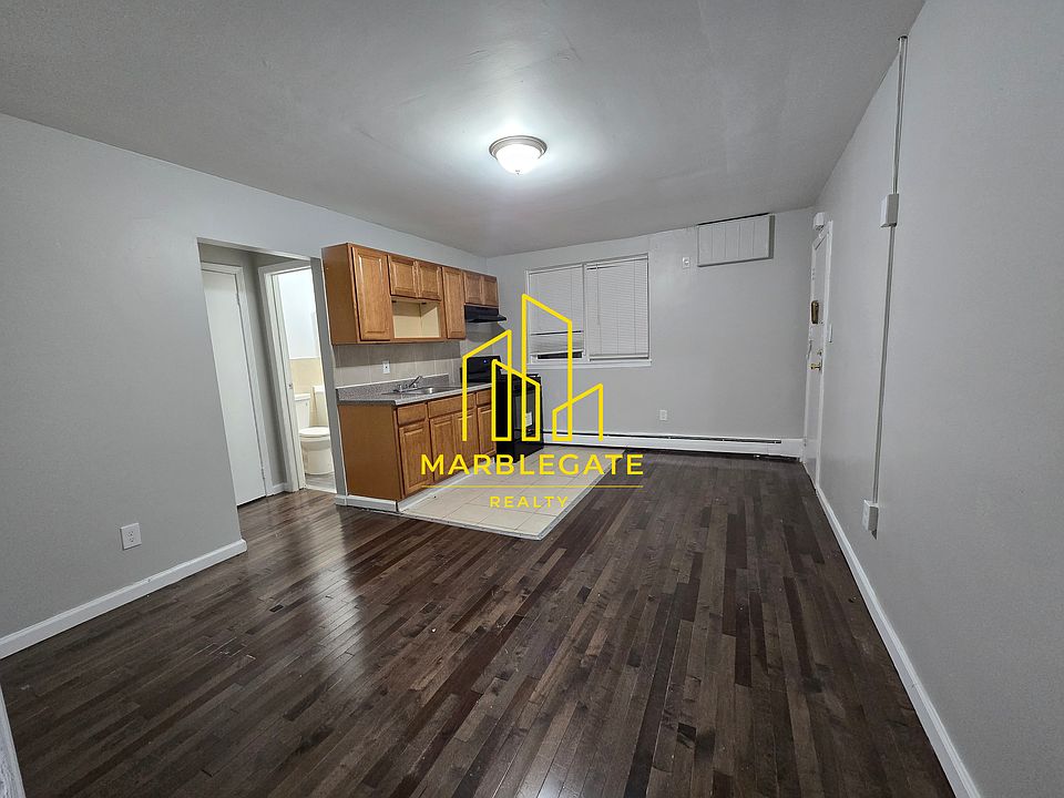 1st image of 479 Roseville Ave APT 44