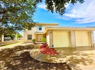 142 Salamanca Ave, Laredo, TX 78046