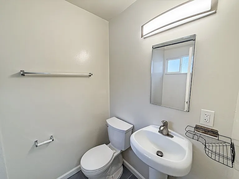 3600 Dimond — Photo 30