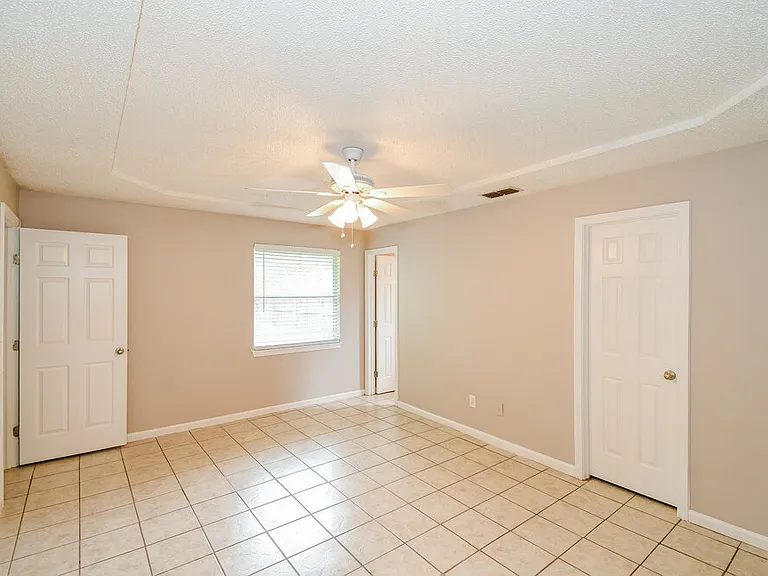 5337 Lacy Jane Way — Photo 10