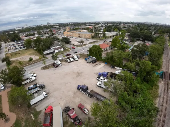 7206 Capitol St Lot 1-2-4, Houston, TX 77011