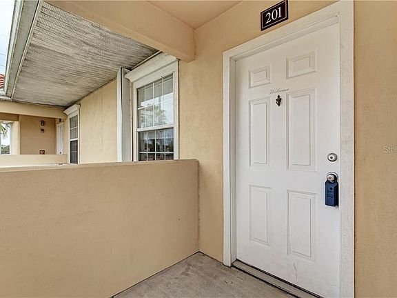 3rd image of 1195 Villagio Cir Unit 201