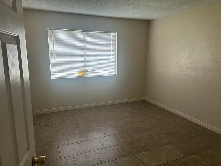 41618 Marine Dr #41620 — Photo 16