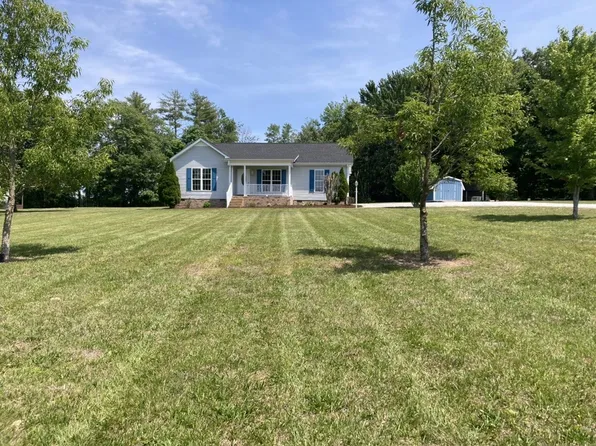 3366 Dobbins Pike, Portland, TN 37148