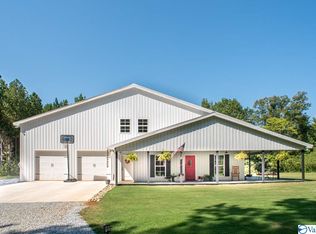 19391 Richter Rd, Rogersville, AL 35652