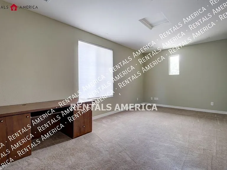 73 W Crescent Way — Photo 39