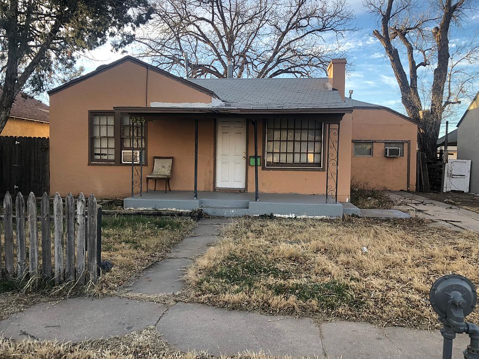 1st image of 925 W University Dr