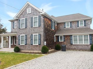 140 Pelletreau St, Southampton, NY 11968