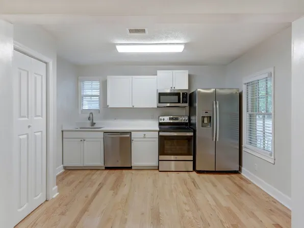 1205 E 54th St Duplex, 1205 E 54th St #1207, Savannah, GA 31404