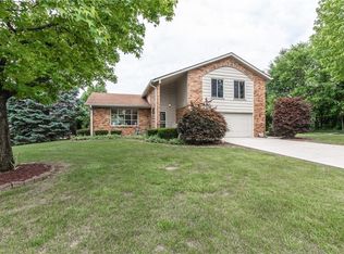 6102 Limestone Dr, Indianapolis, IN
