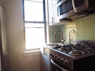 Rented by I & I New York