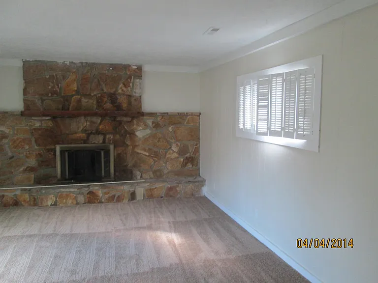 6042 Endicott Rd — Photo 3