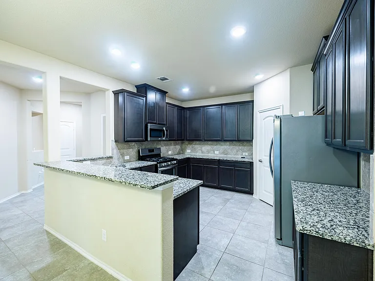 9821 Prairie Dog Ln — Photo 10